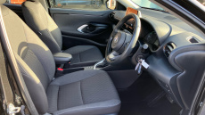 Toyota Yaris 1.5 Hybrid Icon 5dr CVT Hybrid Hatchback